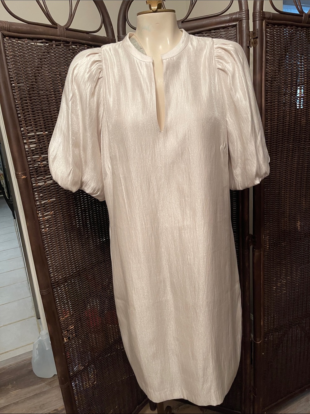 Ann Taylor Blush Puff-Sleeve Midi Dress